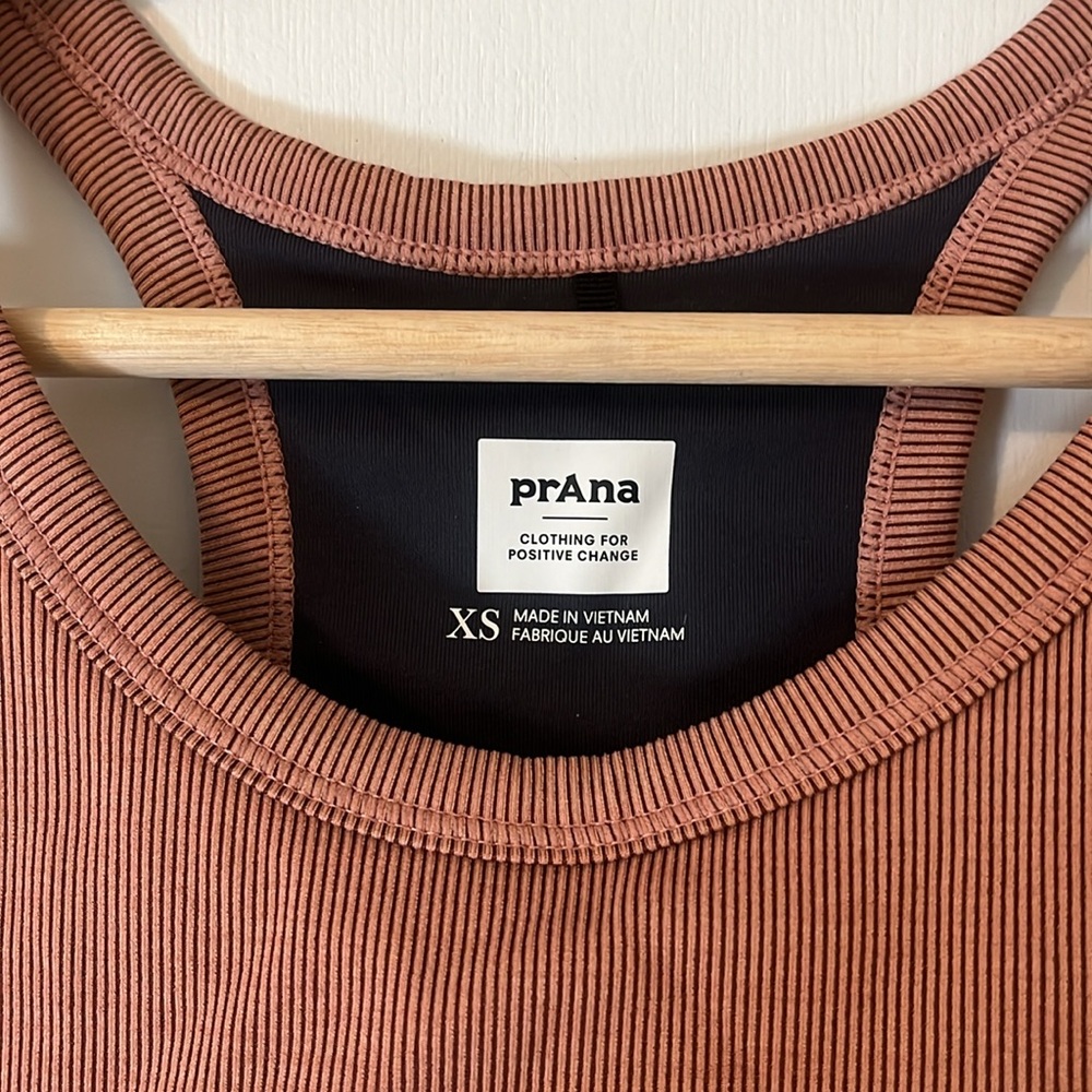 Prana Ribbed Crop Top - Picture 3 of 3